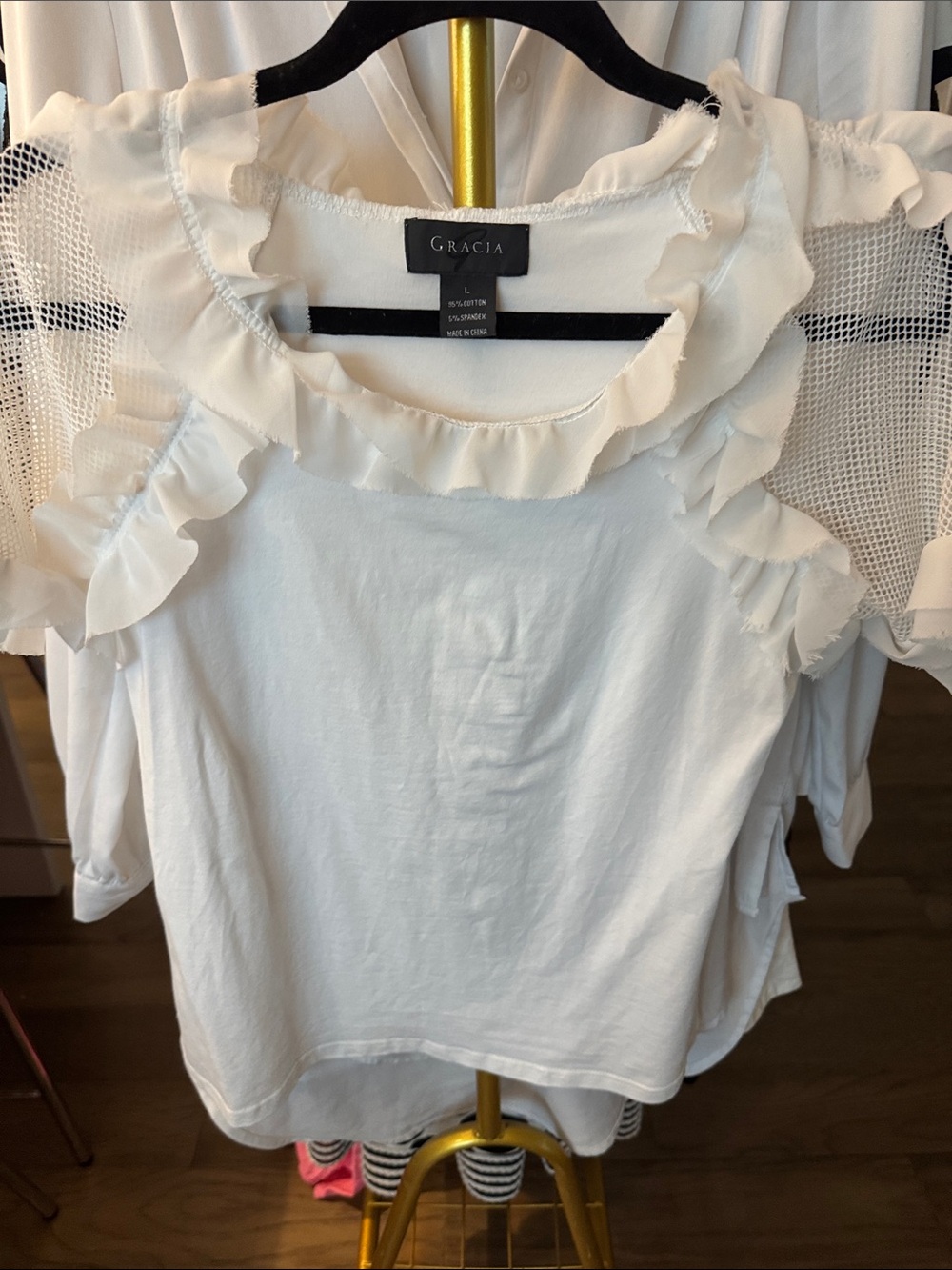 Gracia White Ruffle & Mesh Sleeve Short Sleeve Top